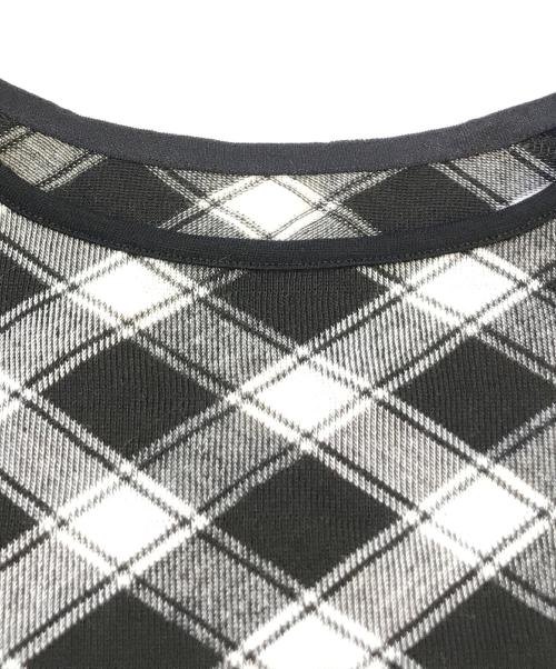 HIROKO KOSHINO（ヒロコ コシノ）HIROKO KOSHINO (ヒロコ コシノ) ダイヤチェックプルオーバー　RHKAU-87360 ブラック サイズ:38の古着・服飾アイテム