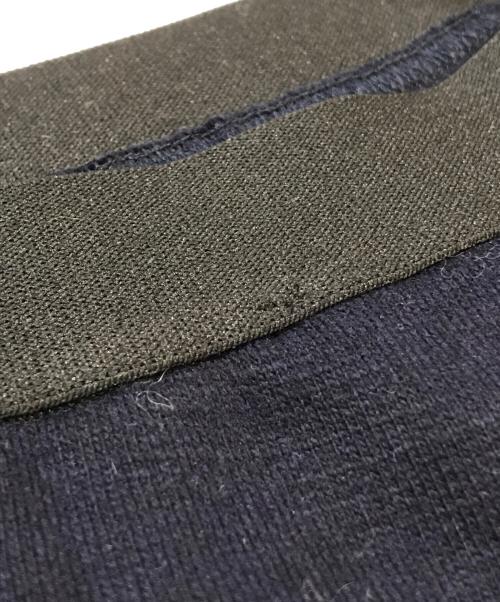 TRUNK HIROKO KOSHINO（トランク ヒロコ コシノ）TRUNK HIROKO KOSHINO (トランク ヒロコ コシノ) グラデーションボーダーデザインスカート　RSQAT-32400 グレー サイズ:38の古着・服飾アイテム