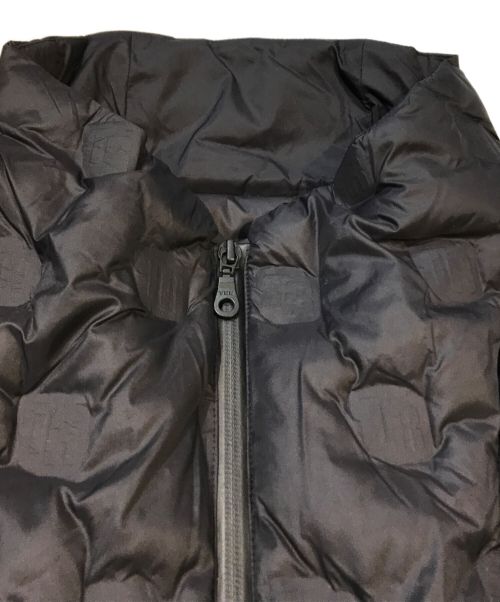 TRUNK HIROKO KOSHINO（トランク ヒロコ コシノ）TRUNK HIROKO KOSHINO (トランク ヒロコ コシノ) TRUNKロゴ中綿入りカジュアルコート　RSUAV-06690 ブラック サイズ:38の古着・服飾アイテム