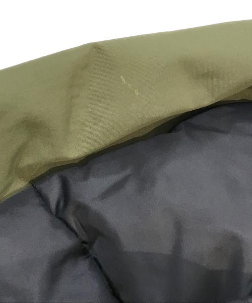 CAMP 7（キャンプ７）CAMP 7 (キャンプ７) 切替フードダウンジャケット　CP4402631002 オリーブ×ブラック サイズ:Mの古着・服飾アイテム