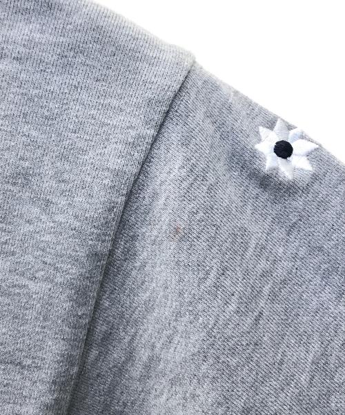 VEGA STORE（ベガストア）VEGA STORE (ベガストア) Firsthand (ファーストハンド) SP Flower SWEAT　221-73203 グレー サイズ:Mの古着・服飾アイテム