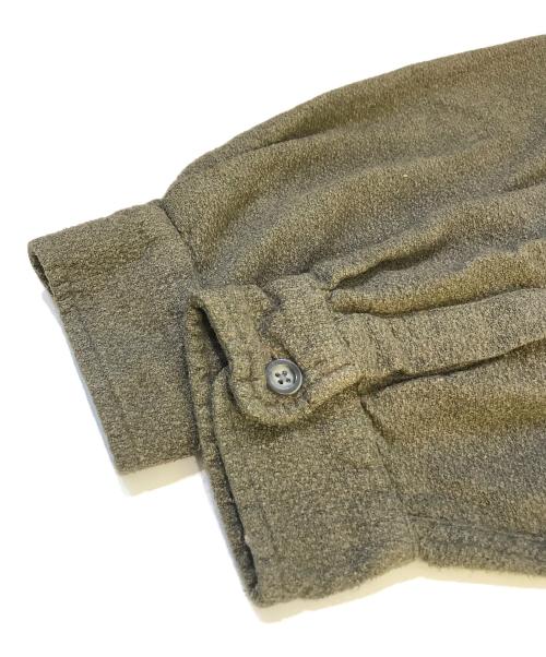 LEVI'S（リーバイス）LEVI'S (リーバイス) シャツ カーキ サイズ:XLの古着・服飾アイテム