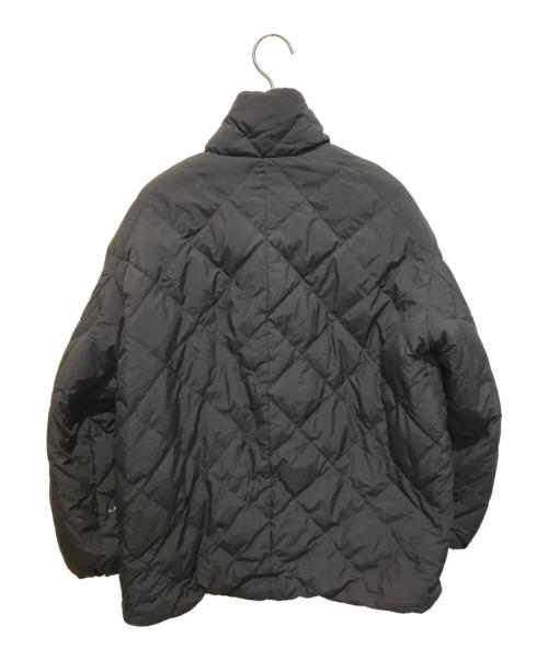 UNFILO（アンフィーロ）UNFILO (アンフィーロ) TAION (タイオン) リバーシブルボアダウン ブラック×ホワイト サイズ:Sの古着・服飾アイテム