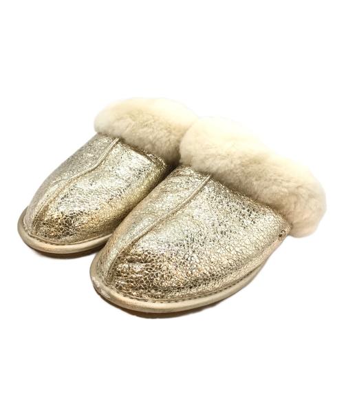 UGG（アグ）UGG (アグ) Scuffette II Cosmos ゴールド サイズ:24の古着・服飾アイテム
