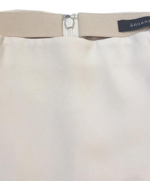 anuans（アニュアンス）anuans (アニュアンス) バックサテンタイトスカート ロングスカート　1523321162-1 ホワイト サイズ:Sの古着・服飾アイテム