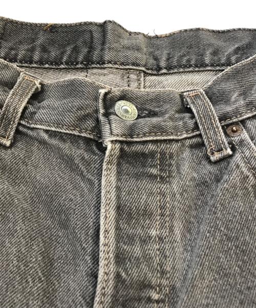 LEVI'S（リーバイス）LEVI'S (リーバイス) 先染めブラックデニムパンツ グレー サイズ:SIZE13の古着・服飾アイテム