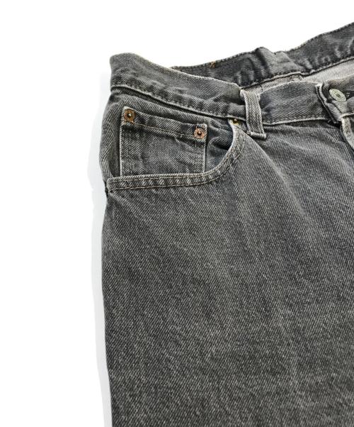 LEVI'S（リーバイス）LEVI'S (リーバイス) 先染めブラックデニムパンツ グレー サイズ:SIZE13の古着・服飾アイテム