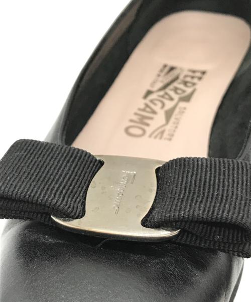 Salvatore Ferragamo（サルヴァトーレ フェラガモ）Salvatore Ferragamo (サルヴァトーレ フェラガモ) パンプス ブラック サイズ:5 1/2の古着・服飾アイテム
