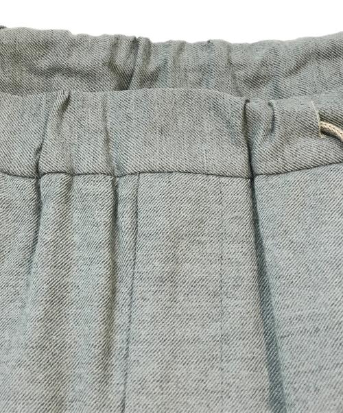 Dulcamara（ドゥルカマラ）Dulcamara (ドゥルカマラ) よそいきパンツ グレーの古着・服飾アイテム