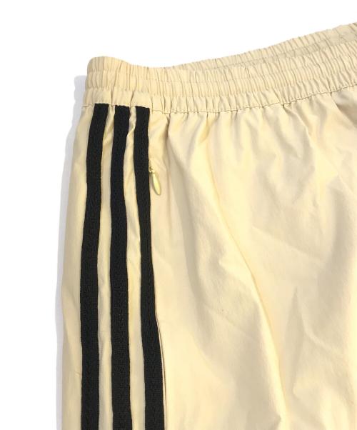 adidas（アディダス）adidas (アディダス) WALES BONNER (ウェールズボナー) Statement Football Shorts　IT9776 ベージュ サイズ:3XLの古着・服飾アイテム