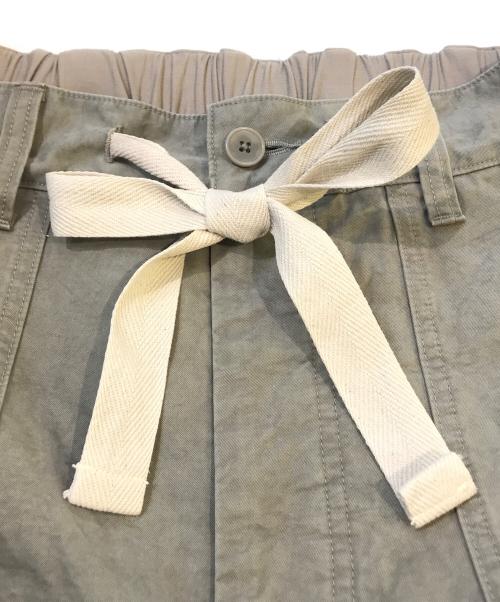 journal standard luxe（ジャーナルスタンダード ラックス）journal standard luxe (ジャーナルスタンダード リュクス) ツイルベイカーパンツ カーキ サイズ:Mの古着・服飾アイテム