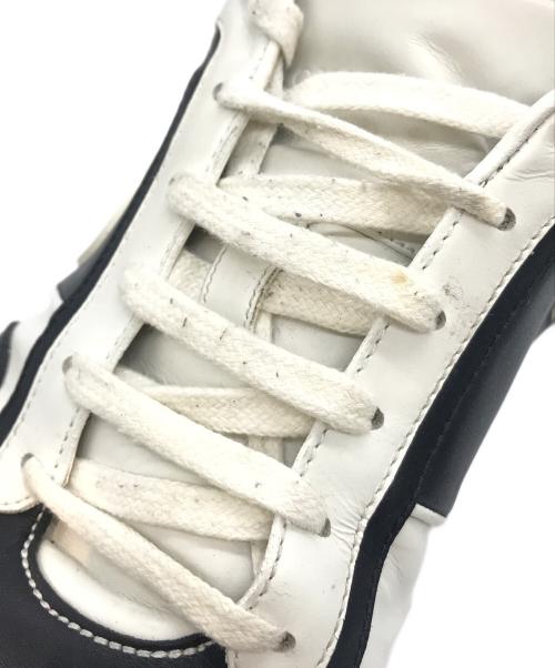 GUCCI（グッチ）GUCCI (グッチ) ローカットスニーカー　426184 ホワイト×ブラック サイズ:8 1/2の古着・服飾アイテム