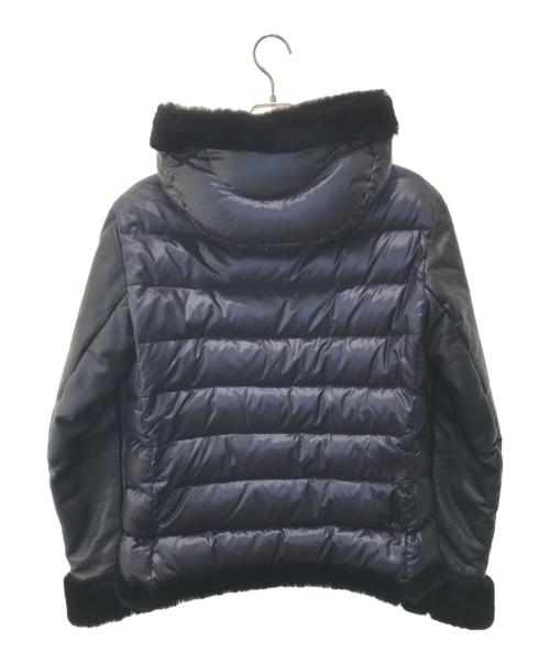 EMMETI（エンメティ）EMMETI (エンメティ) ダッフルムートンダウンジャケット ブラック サイズ:50の古着・服飾アイテム