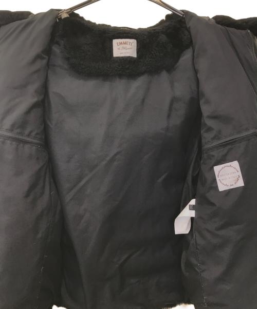 EMMETI（エンメティ）EMMETI (エンメティ) ダッフルムートンダウンジャケット ブラック サイズ:50の古着・服飾アイテム