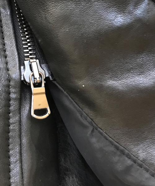 EMMETI（エンメティ）EMMETI (エンメティ) ダッフルムートンダウンジャケット ブラック サイズ:50の古着・服飾アイテム