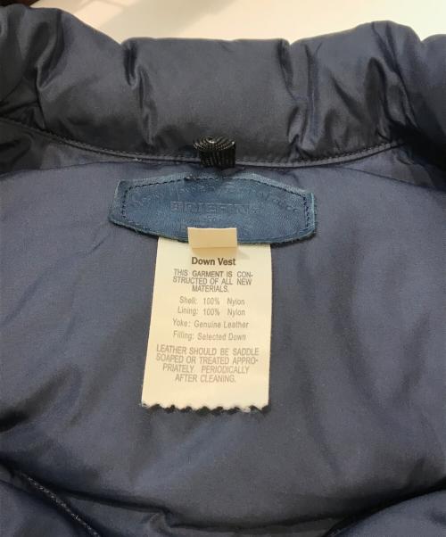 RockyMountainFeatherBed（ロッキーマウンテンフェザーベッド）RockyMountainFeatherBed (ロッキーマウンテンフェザーベッド) BRIEFING (ブリーフィング) BEAMS (ビームス) ダウンベスト ネイビー サイズ:38の古着・服飾アイテム