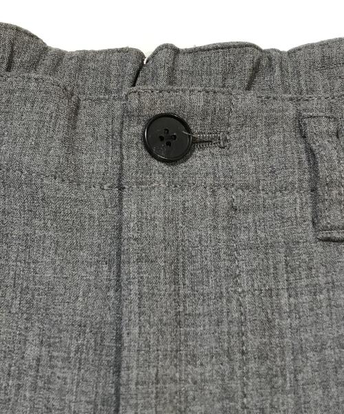 Spick and Span（スピック＆スパン）Spick and Span (スピックアンドスパン) ハイブリッドダブルクロスワンタックパンツ　23030200832040 グレー サイズ:34の古着・服飾アイテム