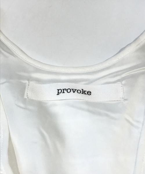 provoke（プロヴォーク）provoke (プロヴォーク) フリルベスト ホワイト サイズ:FREEの古着・服飾アイテム