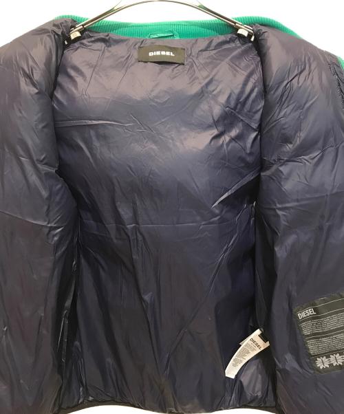 DIESEL（ディーゼル）DIESEL (ディーゼル) ダウンジャケット グリーン×ネイビー サイズ:16(KIDS)の古着・服飾アイテム