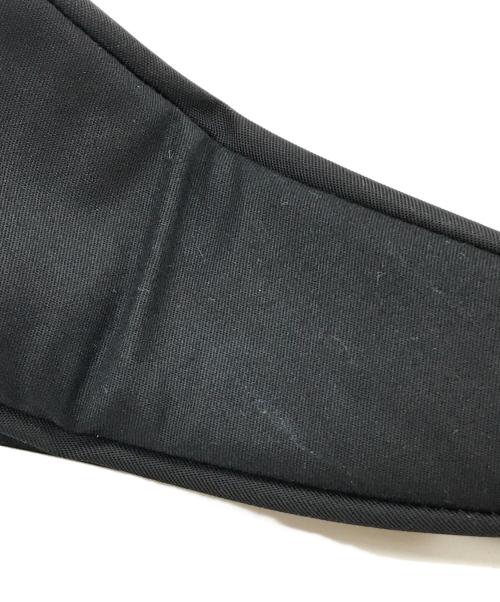 PRADA（プラダ）PRADA (プラダ) ヘアバンド　1IH081 ブラックの古着・服飾アイテム