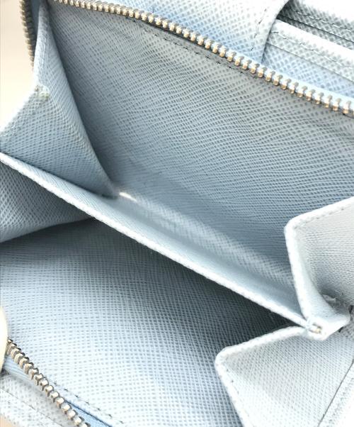 PRADA（プラダ）PRADA (プラダ) 2つ折り財布　1ML018 ライトブルーの古着・服飾アイテム