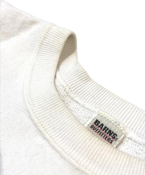 BARNS OUTFITTERS（バーンズアウトフィッターズ）BARNS OUTFITTERS (バーンズアウトフィッターズ) スウェット アイボリー サイズ:Mの古着・服飾アイテム