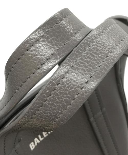 BALENCIAGA（バレンシアガ）BALENCIAGA (バレンシアガ) エブリデイ 2.0 ハンドバッグ ミニ グレーの古着・服飾アイテム
