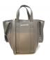 BALENCIAGA（バレンシアガ）の古着「エブリデイ 2.0 ハンドバッグ ミニ」｜グレー