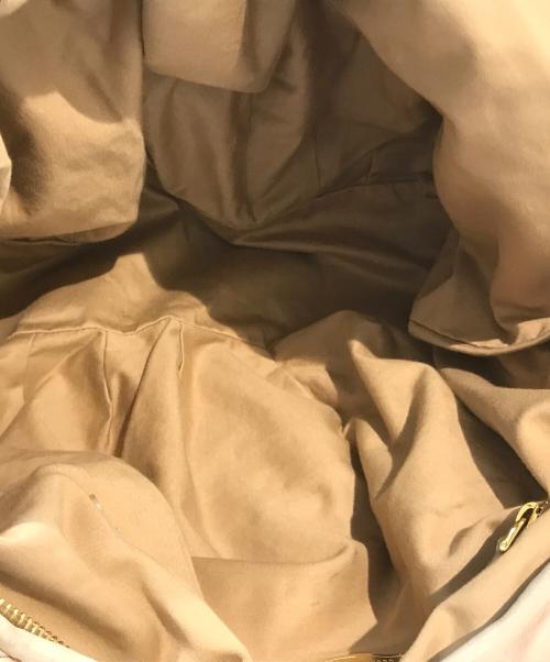 MIU MIU（ミュウミュウ）MIU MIU (ミュウミュウ) レザーバッグ ベージュの古着・服飾アイテム