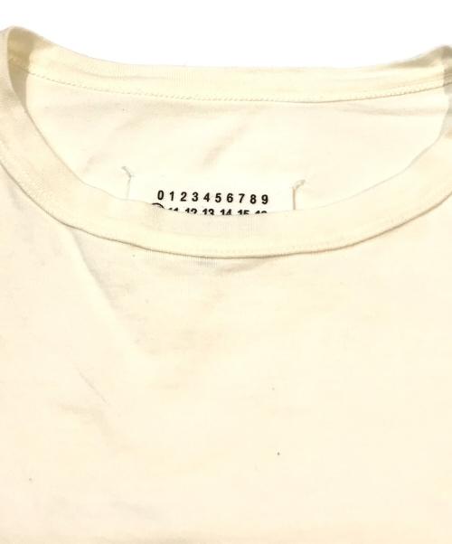 Maison Margiela（メゾンマルジェラ）Maison Margiela (メゾンマルジェラ) コットンジャージークルーネックS/Sロゴカットソー　S30GC0701 S22816 ホワイト サイズ:52の古着・服飾アイテム