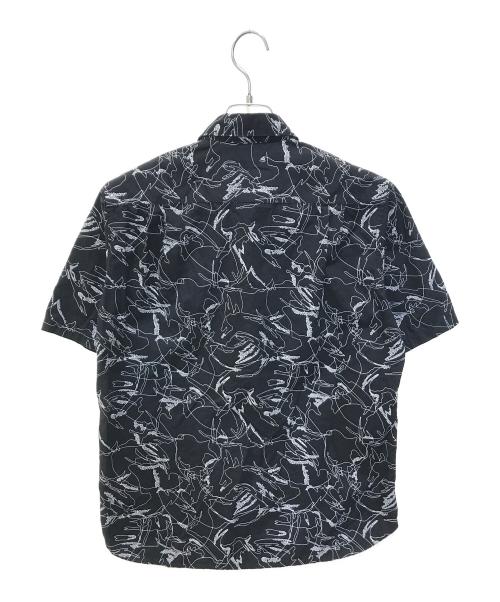 WHITE MOUNTAINEERING（ホワイトマウンテ二アニング）WHITE MOUNTAINEERING (ホワイトマウンテ二アニング) 半袖シャツ　BK1671101 ブラックの古着・服飾アイテム