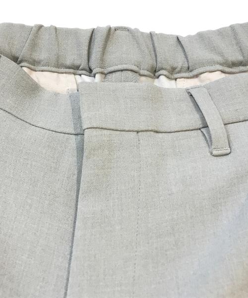 FRAMeWORK（フレームワーク）FRAMeWORK (フレームワーク) セミフレアパンツ　24030220324210 ライトグレー サイズ:40の古着・服飾アイテム