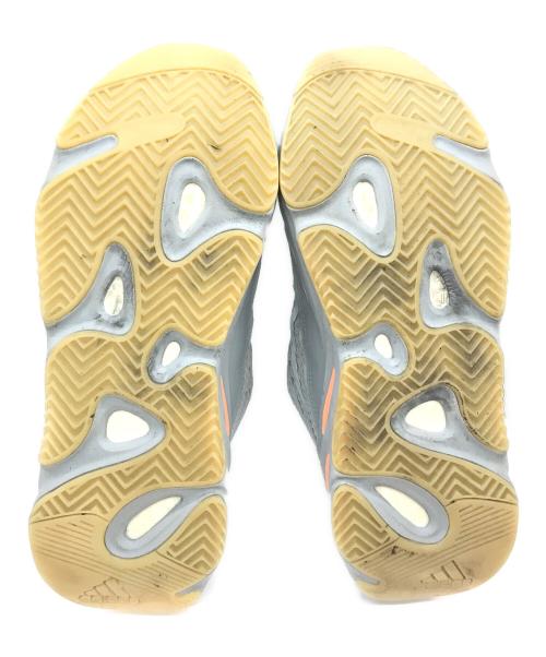 adidas（アディダス）adidas (アディダス) Yeezy Boost 700 V2　FW2549 グレー サイズ:29の古着・服飾アイテム