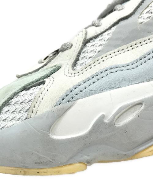 adidas（アディダス）adidas (アディダス) Yeezy Boost 700 V2　FW2549 グレー サイズ:29の古着・服飾アイテム