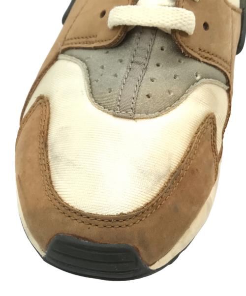 NIKE（ナイキ）NIKE (ナイキ) stussy (ステューシー) AIR HUARACHE ブラウン サイズ:25の古着・服飾アイテム
