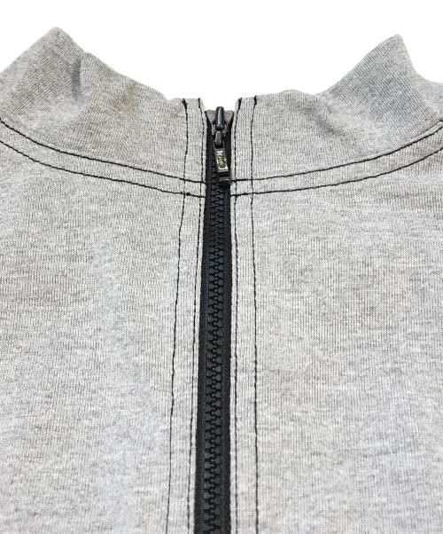 HIROKO KOSHINO TRUNK（ヒロココシノ トランク）HIROKO KOSHINO TRUNK (ヒロココシノ トランク) TRYCOOLクロップド丈プルオーバー　RSKIW-31370 グレー サイズ:38の古着・服飾アイテム