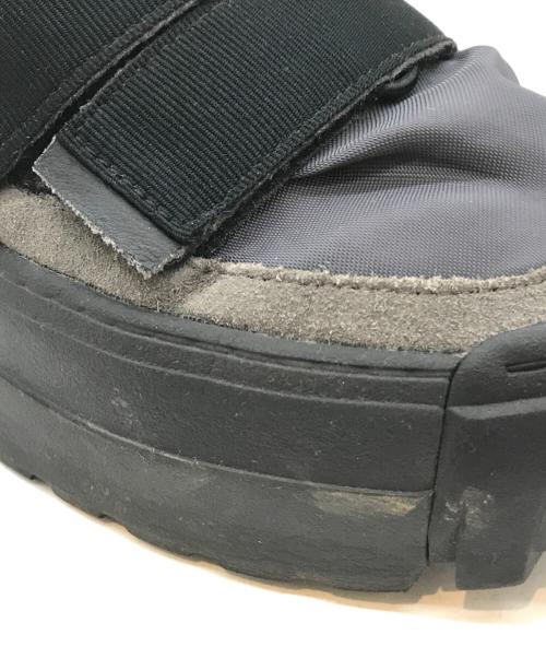 Onitsuka Tiger（オニツカタイガー）Onitsuka Tiger (オニツカタイガー) シューズ　CHUNKY SLIP-ON グレー サイズ:23.5の古着・服飾アイテム