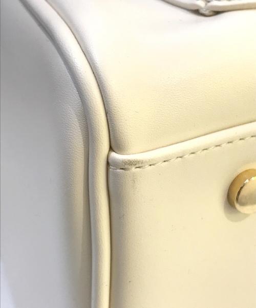 MARY QUANT（マリークヮント）MARY QUANT (マリークヮント) Wフラップポケットデイジー 2WAYトート アイボリーの古着・服飾アイテム