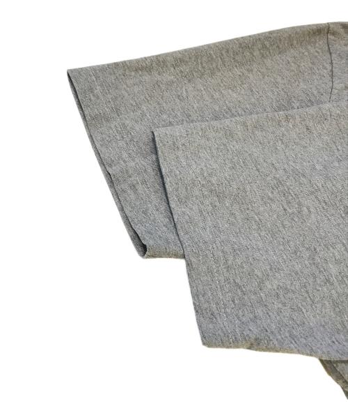 maison kitsune（メゾンキツネ）MAISON KITSUNE (メゾンキツネ) Tシャツ　LM00106KJ0118 グレー サイズ:Mの古着・服飾アイテム