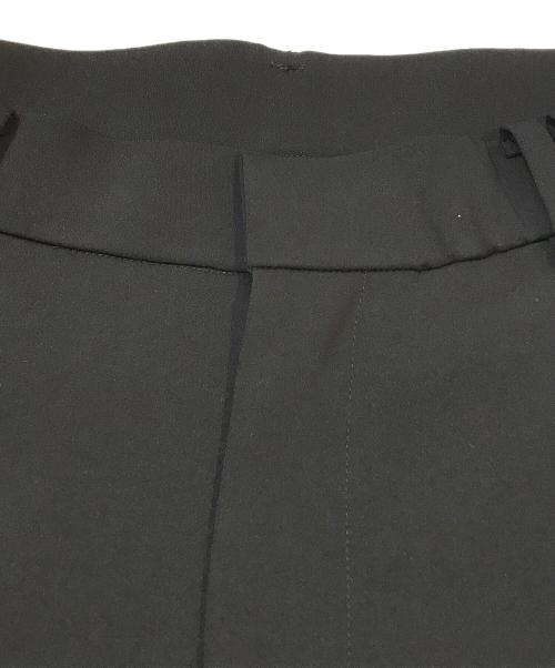Spick and Span（スピック＆スパン）Spick and Span (スピックアンドスパン) ストレッチタックストレートパンツ ブラック サイズ:34の古着・服飾アイテム