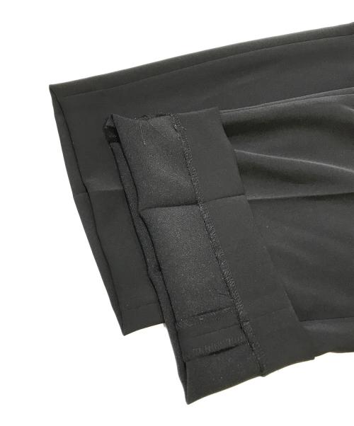 Spick and Span（スピック＆スパン）Spick and Span (スピックアンドスパン) ストレッチタックストレートパンツ ブラック サイズ:34の古着・服飾アイテム