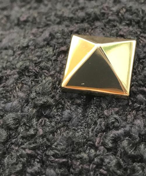 VALENTINO（ヴァレンティノ）VALENTINO (ヴァレンティノ) スタッズ付きツイードワンピース　1B3VA0097B3 ブラック サイズ:38の古着・服飾アイテム