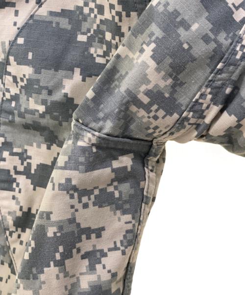 PALACE（パレス）PALACE (パレス) cargo short digi camo オリーブ サイズ:W36の古着・服飾アイテム