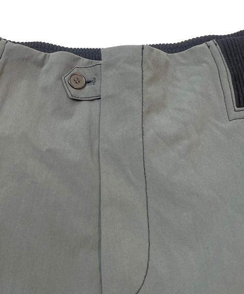 TRUNK HIROKO KOSHINO（トランク ヒロコ コシノ）TRUNK HIROKO KOSHINO (トランク ヒロコ コシノ) 立体ヘムデザインワイドパンツ　RSLAA-06390 カーキ サイズ:38の古着・服飾アイテム