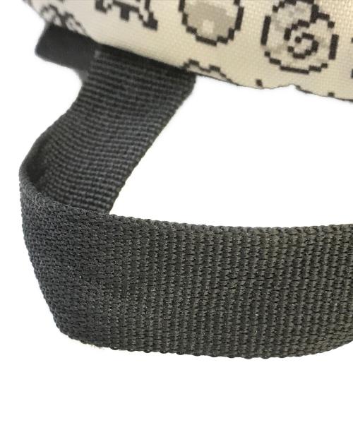 OUTDOOR（アウトドア）OUTDOOR (アウトドア) ドット柄コラボリュック グレーの古着・服飾アイテム