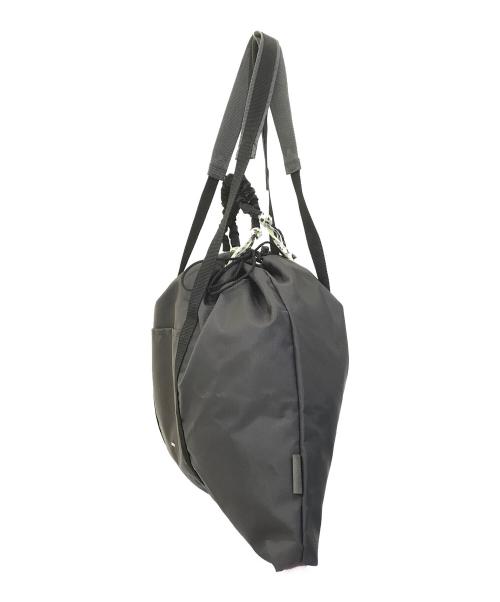 zattu（ザッツ）zattu (ザッツ) PATA LQ/ナイロントートバッグ ブラックの古着・服飾アイテム