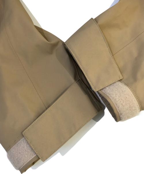 GOLDWIN（ゴールドウイン）GOLDWIN (ゴールドウイン) マウンテンパーカー　GL02701PB ベージュ サイズ:Lの古着・服飾アイテム