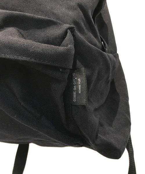 COMME des GARCONS HOMME PLUS（コムデギャルソンオムプリュス）COMME des GARCONS HOMME PLUS (コムデギャルソンオムプリュス) ナイロンデイパックバックパック　PZ-K204 ブラックの古着・服飾アイテム