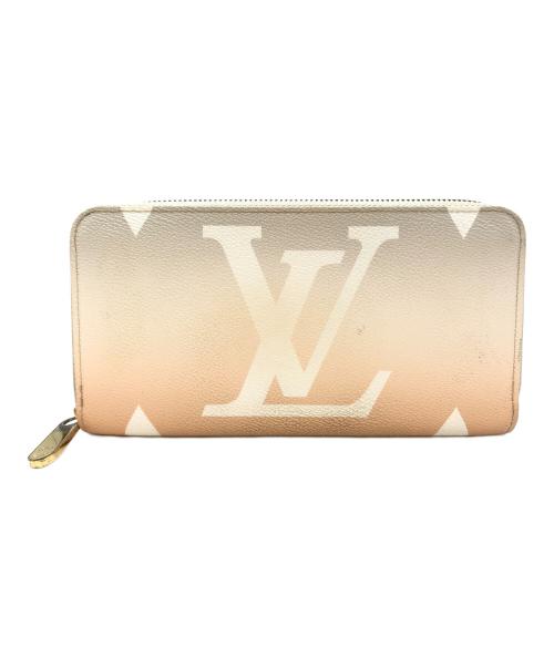 LOUIS VUITTON（ルイ ヴィトン）LOUIS VUITTON (ルイ ヴィトン) ブリューム ラウンドジップウォレット オレンジの古着・服飾アイテム
