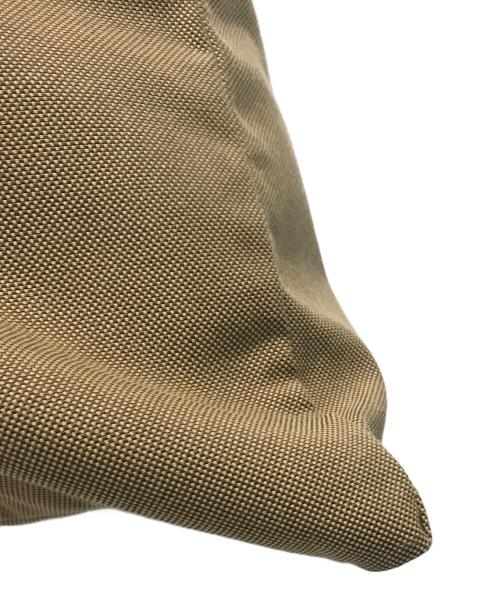 IL BISONTE（イル ビゾンテ）IL BISONTE (イル ビゾンテ) ドロージングキャンバストートバッグ ベージュの古着・服飾アイテム